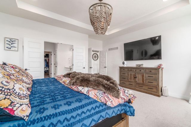 325 Silver Fox Way, Delaware, OH 43015