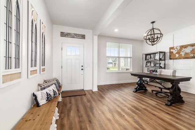 325 Silver Fox Way, Delaware, OH 43015