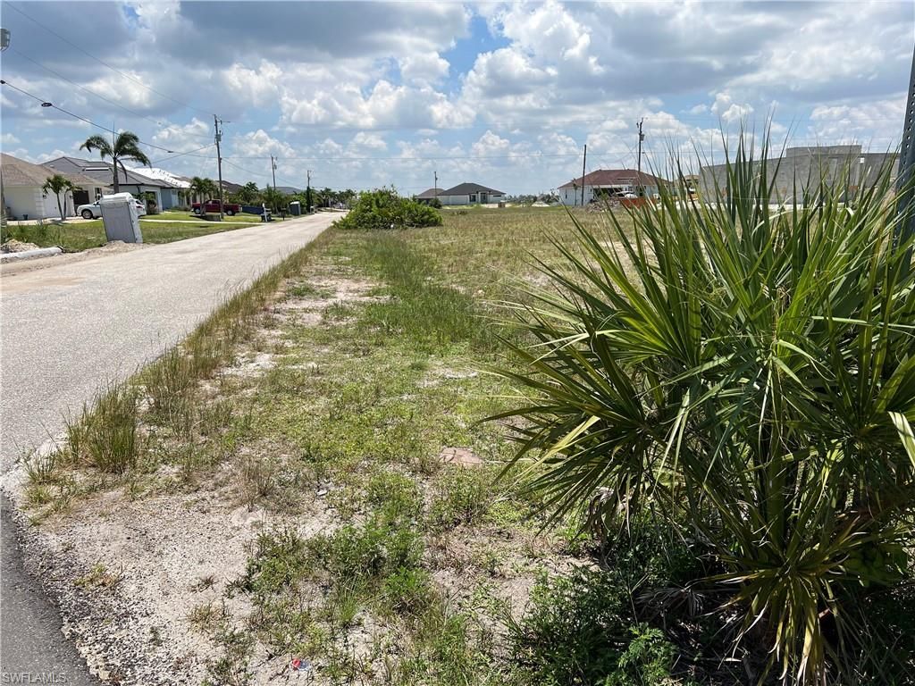 3843 NW 44th AVE, CAPE CORAL, FL 33993 — photo 4