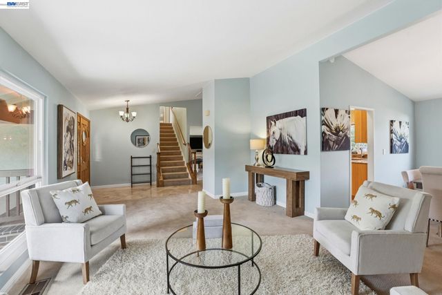 3593 Whitehall Ct, Pleasanton, CA 94588