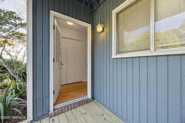 181 SYLVAN Drive, Atlantic Beach, FL 32233