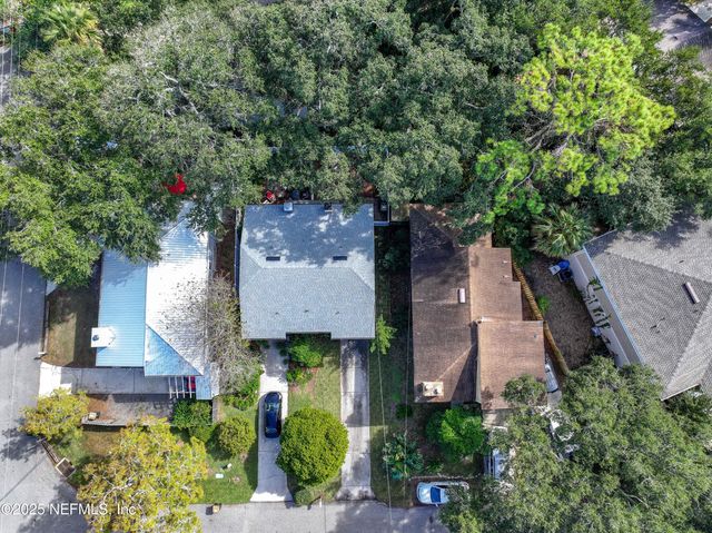 181 SYLVAN Drive, Atlantic Beach, FL 32233