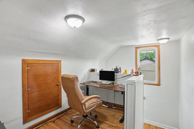 3225 Mahaska Avenue, Des Moines, IA 50317