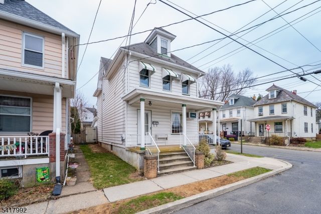 2 Wilson St, Phillipsburg Town, NJ 08865
