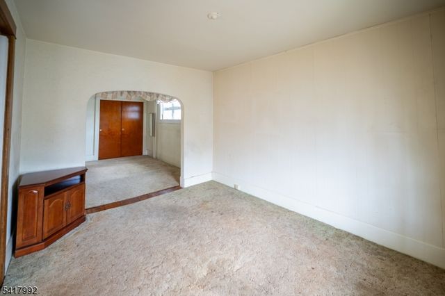 2 Wilson St, Phillipsburg Town, NJ 08865