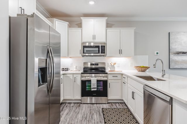 395 S Crow Creek Dr 1710, Calabash, NC 28467