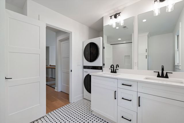 7061 Willowick Dr, Brentwood, TN 37027