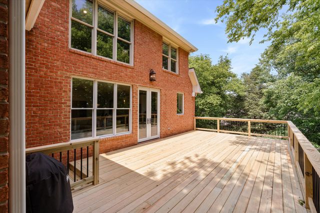 7061 Willowick Dr, Brentwood, TN 37027