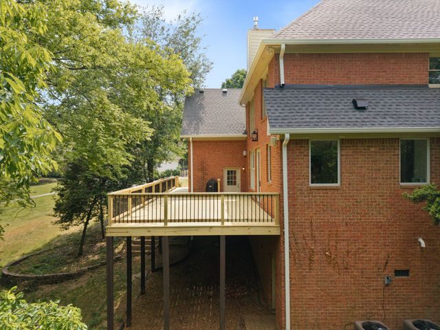 7061 Willowick Dr, Brentwood, TN 37027