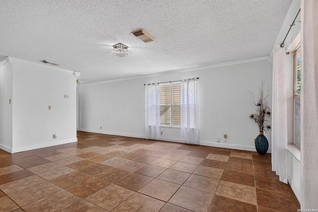 3647 Cameron Springs, San Antonio, TX 78244