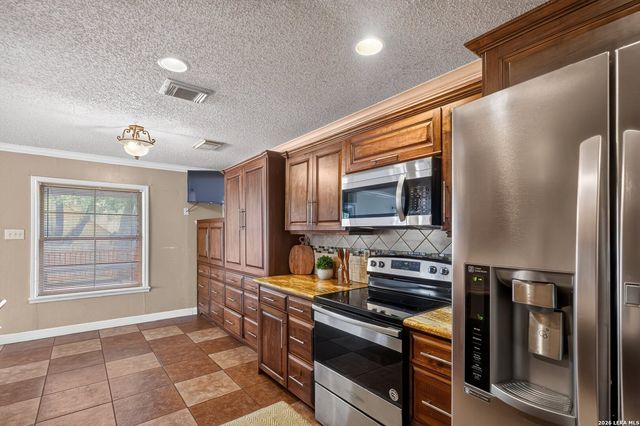 3647 Cameron Springs, San Antonio, TX 78244
