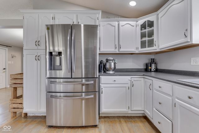 6125 E Edgewood, Indianapolis, IN 46237