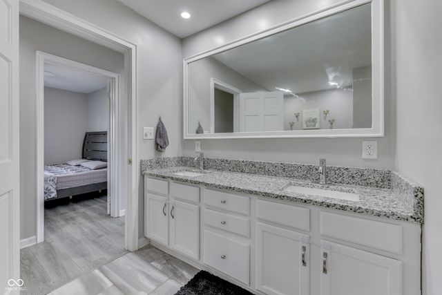 6125 E Edgewood, Indianapolis, IN 46237