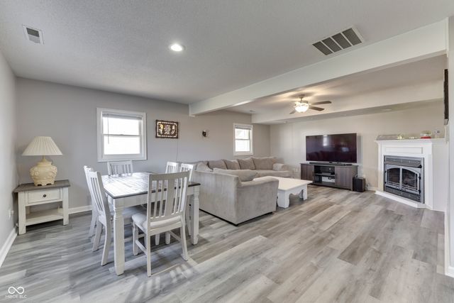 6125 E Edgewood, Indianapolis, IN 46237