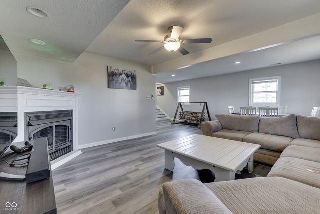 6125 E Edgewood, Indianapolis, IN 46237