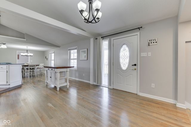 6125 E Edgewood, Indianapolis, IN 46237