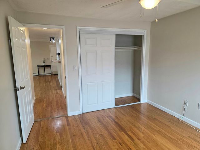 31 Jones Ter 22, Stoughton, MA 02072