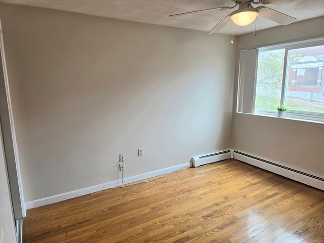31 Jones Ter 22, Stoughton, MA 02072