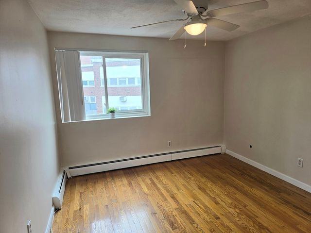 31 Jones Ter 22, Stoughton, MA 02072