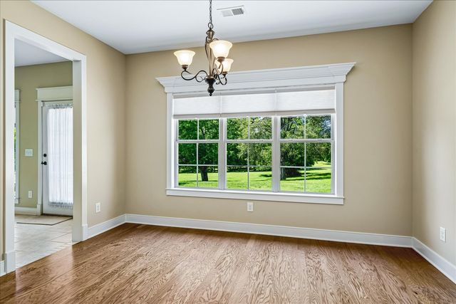112 Silverstone Ln, Hermitage, TN 37076