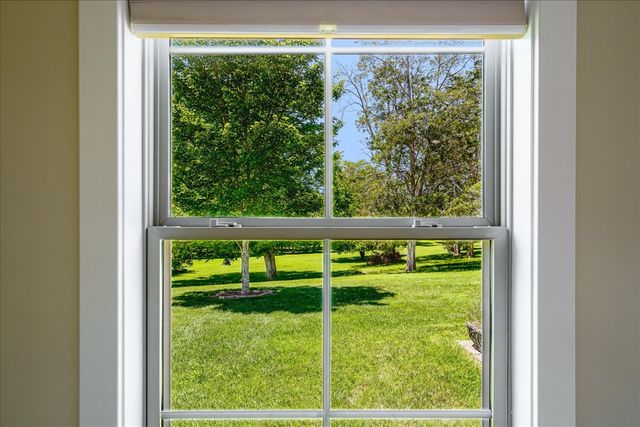 112 Silverstone Ln, Hermitage, TN 37076
