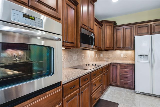 112 Silverstone Ln, Hermitage, TN 37076