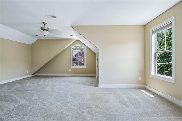112 Silverstone Ln, Hermitage, TN 37076