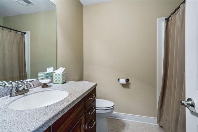 112 Silverstone Ln, Hermitage, TN 37076