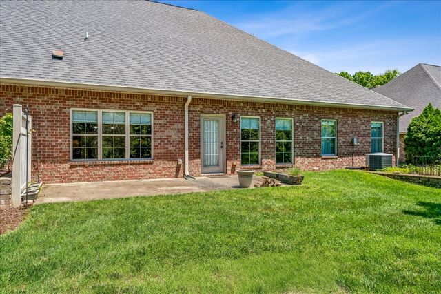 112 Silverstone Ln, Hermitage, TN 37076