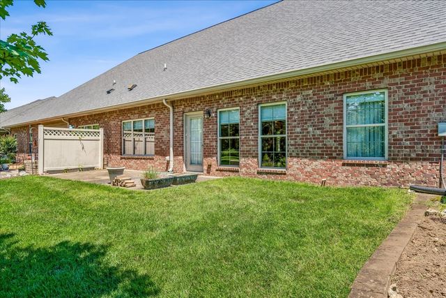 112 Silverstone Ln, Hermitage, TN 37076