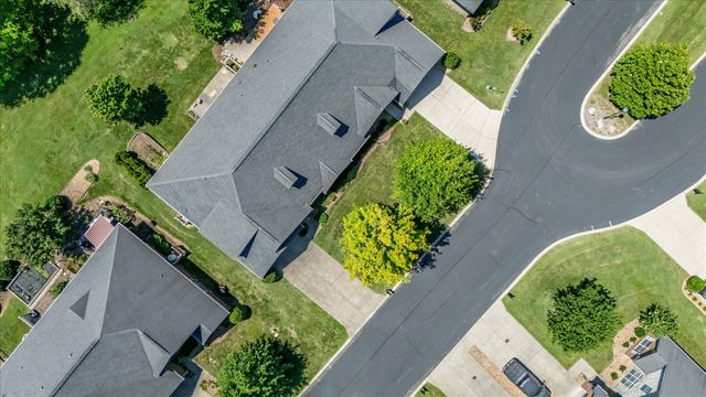 112 Silverstone Ln, Hermitage, TN 37076
