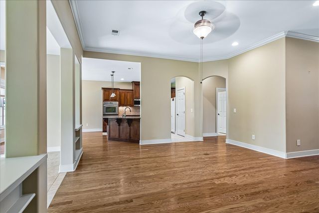 112 Silverstone Ln, Hermitage, TN 37076
