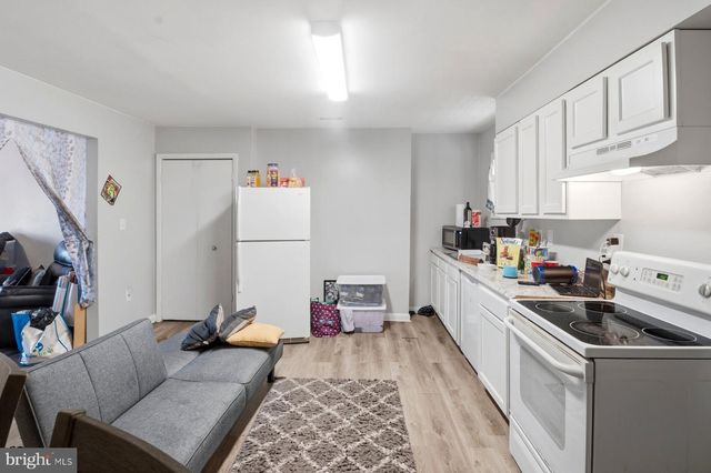 1421 W FAYETTE ST, Baltimore, MD 21223