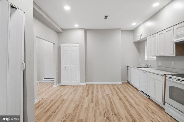 1421 W FAYETTE ST, Baltimore, MD 21223