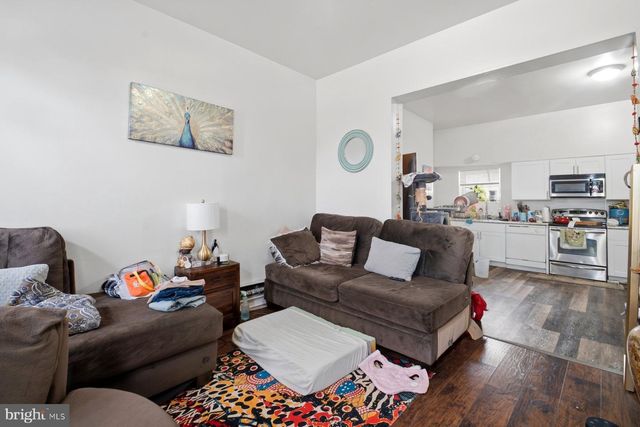 1421 W FAYETTE ST, Baltimore, MD 21223