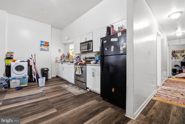 1421 W FAYETTE ST, Baltimore, MD 21223