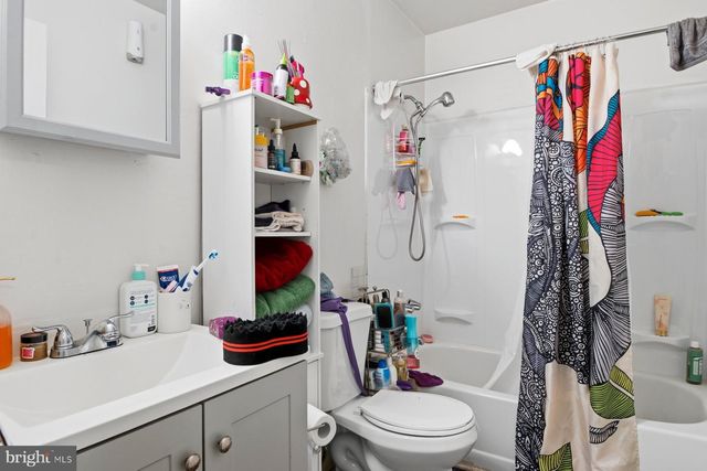 1421 W FAYETTE ST, Baltimore, MD 21223