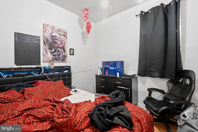 1421 W FAYETTE ST, Baltimore, MD 21223