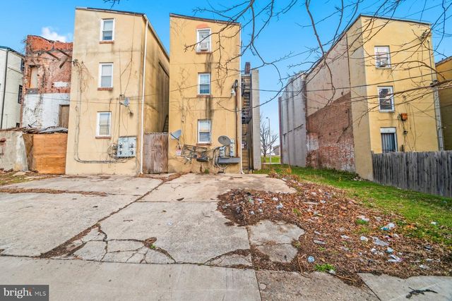 1421 W FAYETTE ST, Baltimore, MD 21223