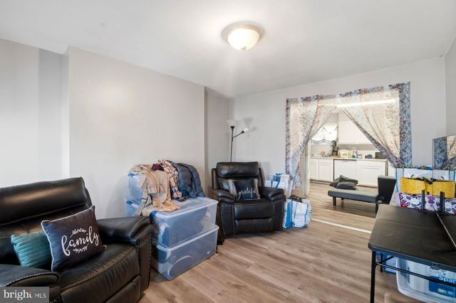 1421 W FAYETTE ST, Baltimore, MD 21223