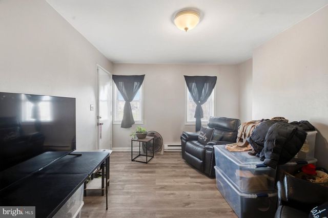 1421 W FAYETTE ST, Baltimore, MD 21223