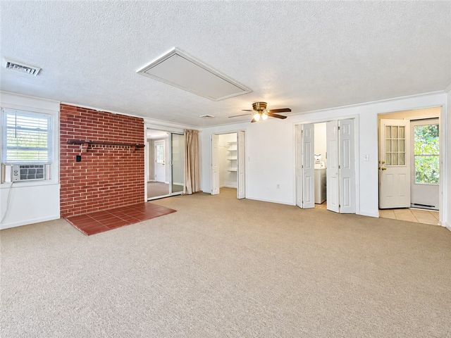 16 Sandra Drive, North Kingstown, RI 02852