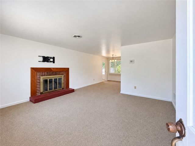 16 Sandra Drive, North Kingstown, RI 02852