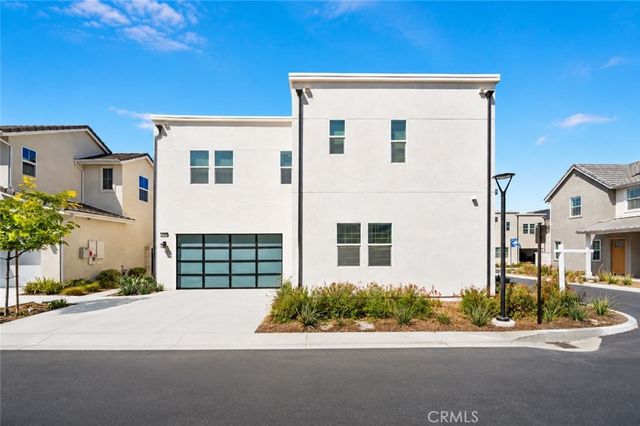 27014 Goldfields Court, Valencia, CA 91381