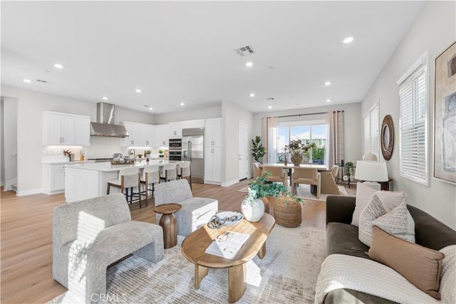 27014 Goldfields Court, Valencia, CA 91381