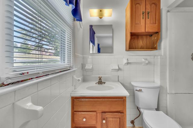 102 Bullock Dr, Clarksville, TN 37040