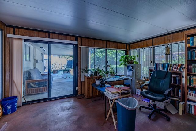 1618 Oakwood Dr, Modesto, CA 95350