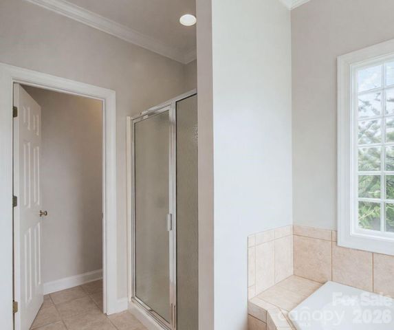 1081 Horse Rock Road, Hickory, NC 28602