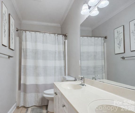 1081 Horse Rock Road, Hickory, NC 28602