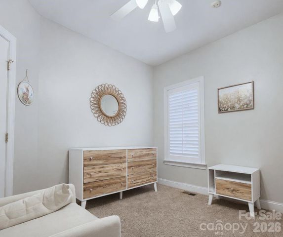 1081 Horse Rock Road, Hickory, NC 28602